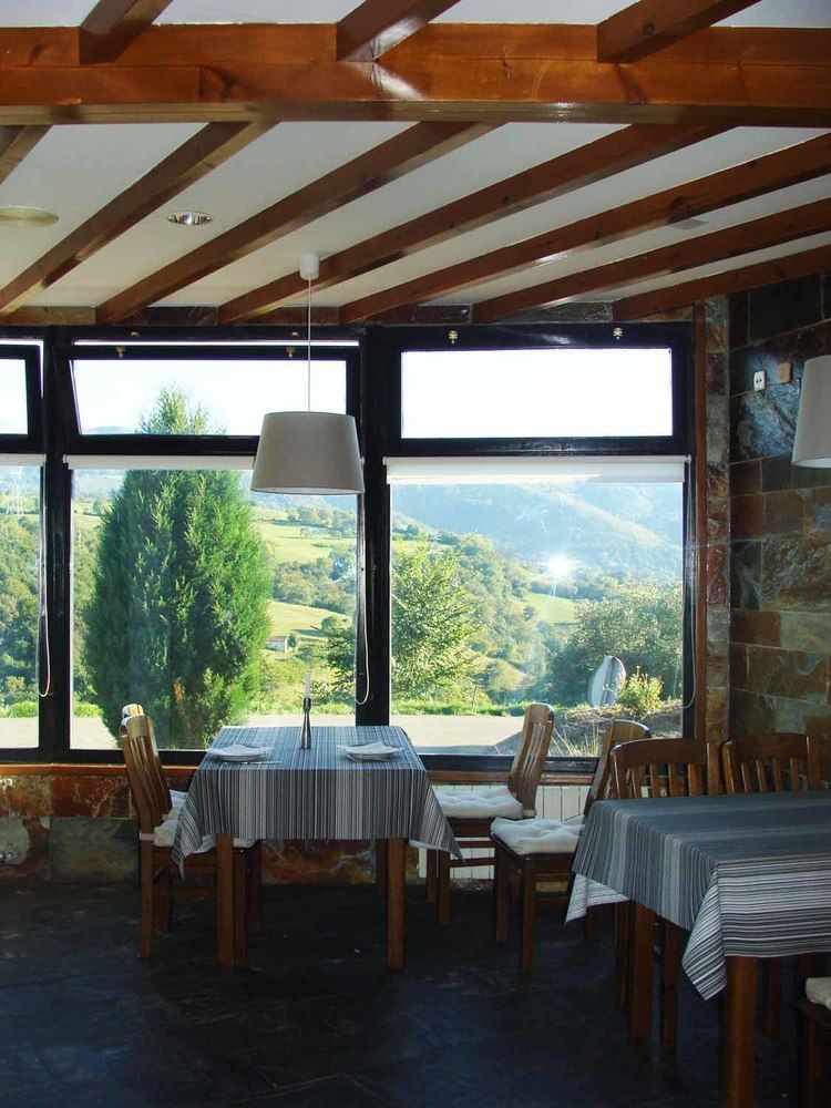 Hotel Montanas De Covadonga กังกัส เด โอนิส ภายนอก รูปภาพ