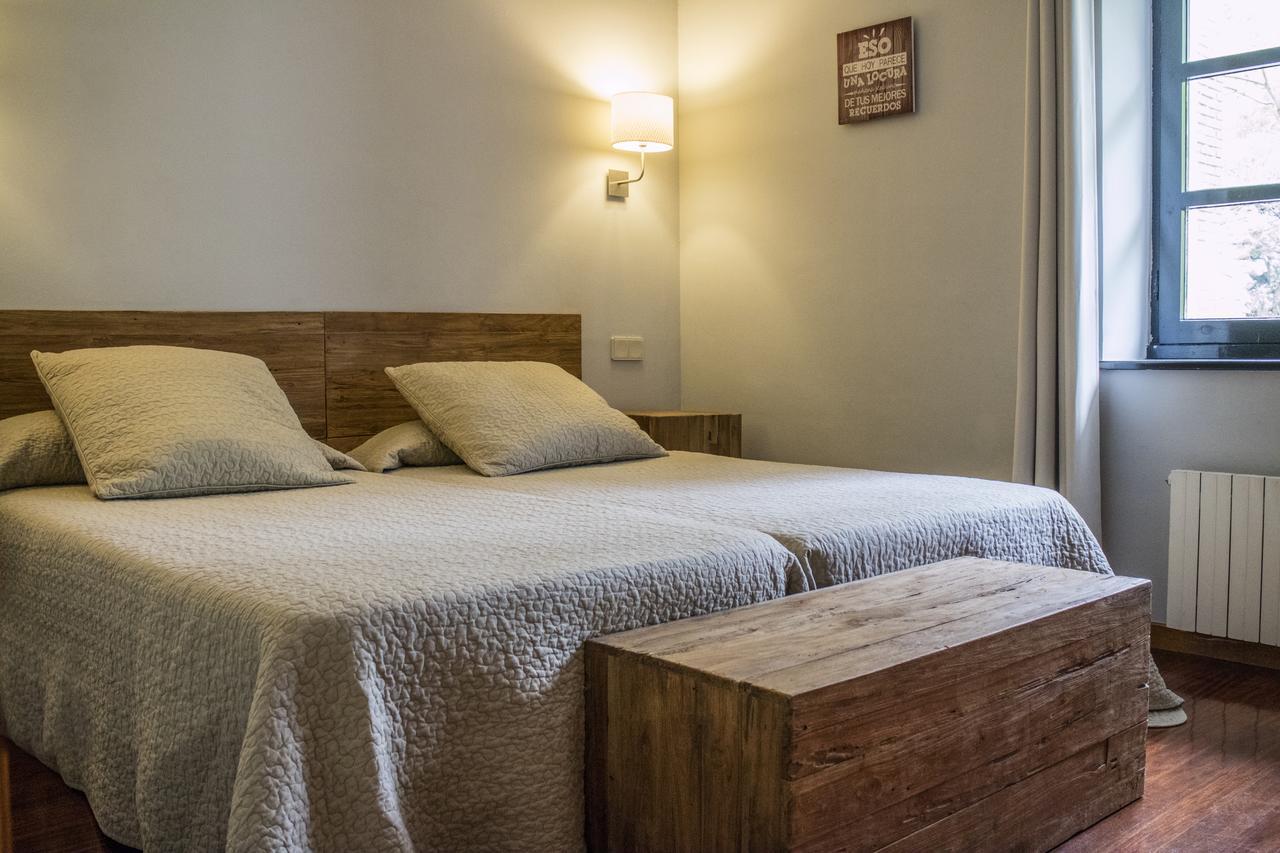 Hotel Montanas De Covadonga กังกัส เด โอนิส ภายนอก รูปภาพ